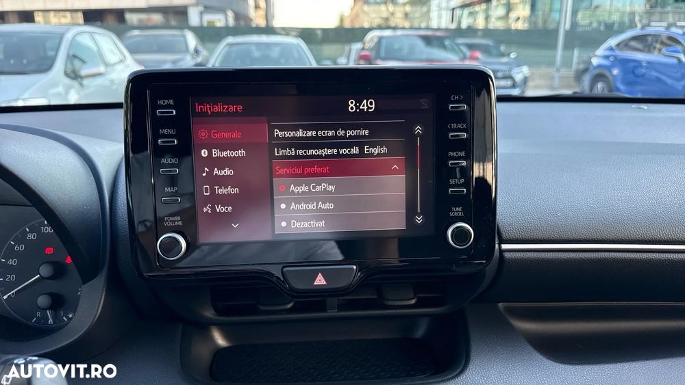 Toyota Yaris 1.5 L Dynamic - 24