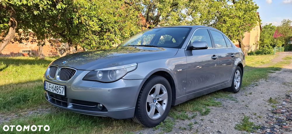 BMW Seria 5 520i - 1