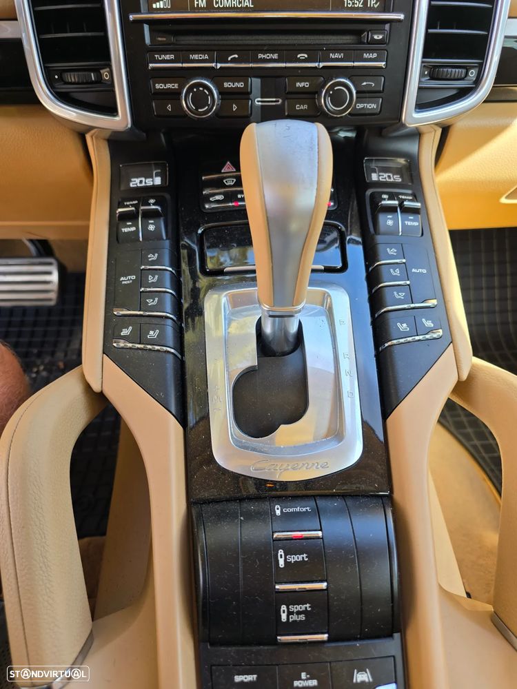 Porsche Cayenne S E-Hybrid Platinum Edition - 13