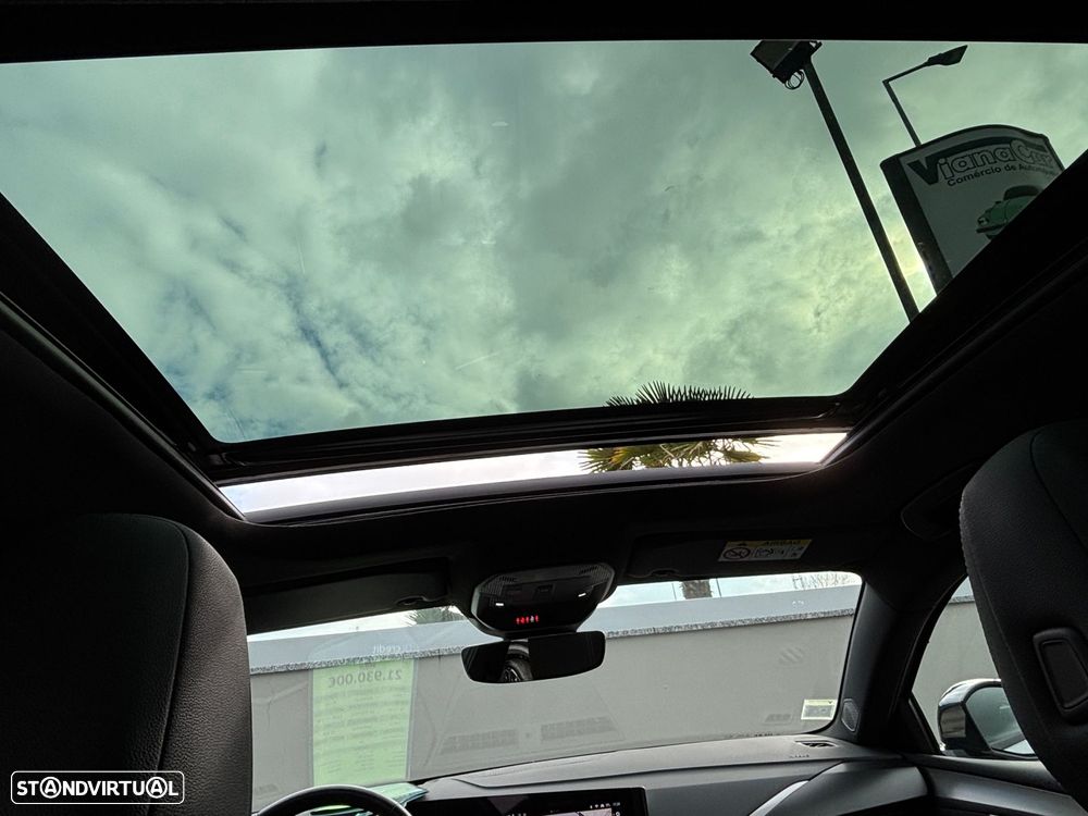 Opel Astra Sports Tourer 1.2 T GS Line - 2