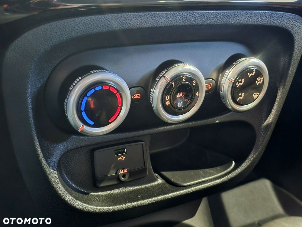 Fiat 500L - 32