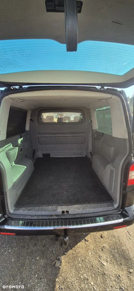 Volkswagen Caravelle - 17