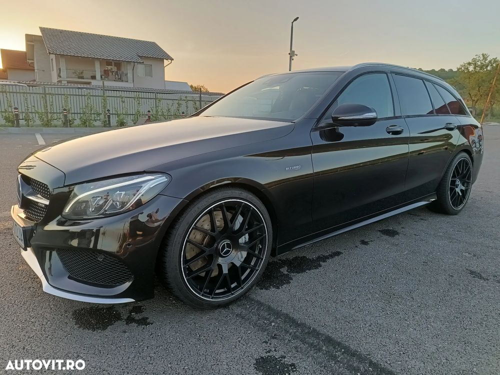 Mercedes-Benz C 43 AMG 4Matic 9G-TRONIC - 9
