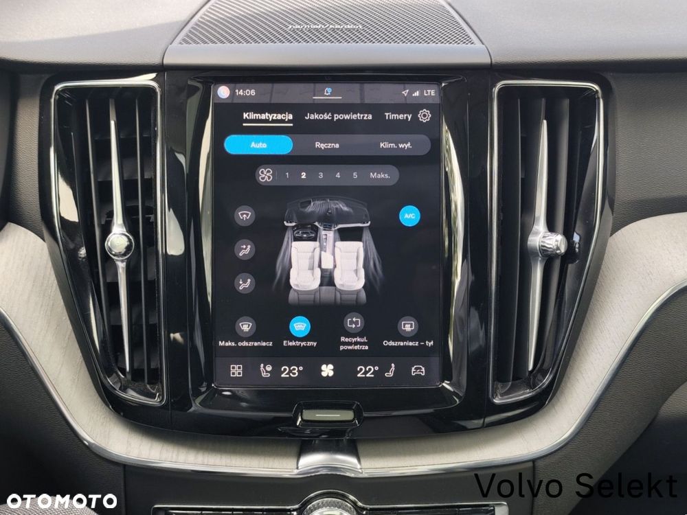 Volvo XC 60 - 21