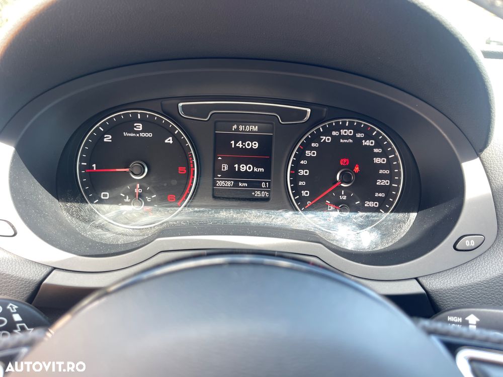 Audi Q3 2.0 TDI Design - 39
