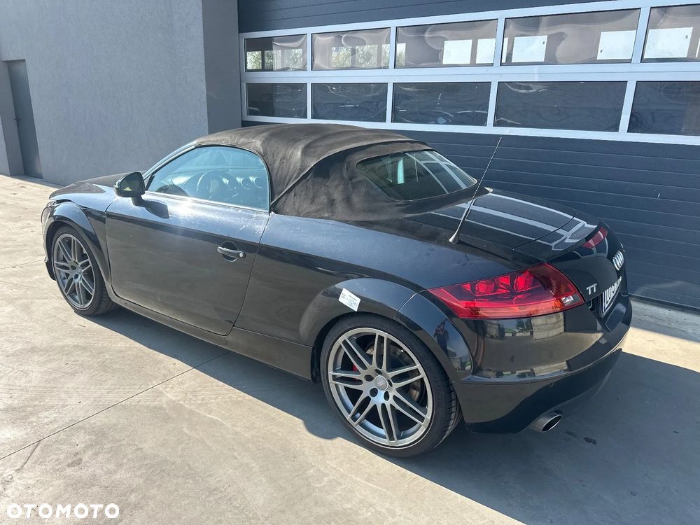 Audi TT Coupé 3.2 quattro S tronic - 4