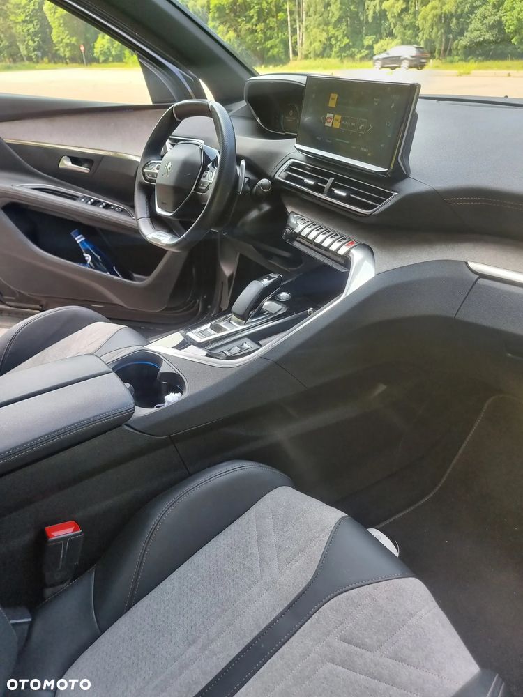 Peugeot 3008 1.6 PureTech GPF GT Line S&S EAT8 - 18