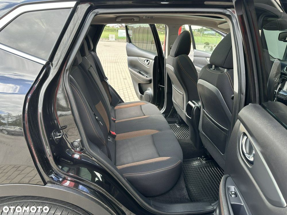 Nissan Qashqai 1.7 dCi N-Connecta - 14