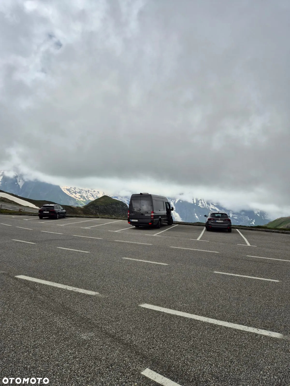 Mercedes-Benz Sprinter 319 - 16