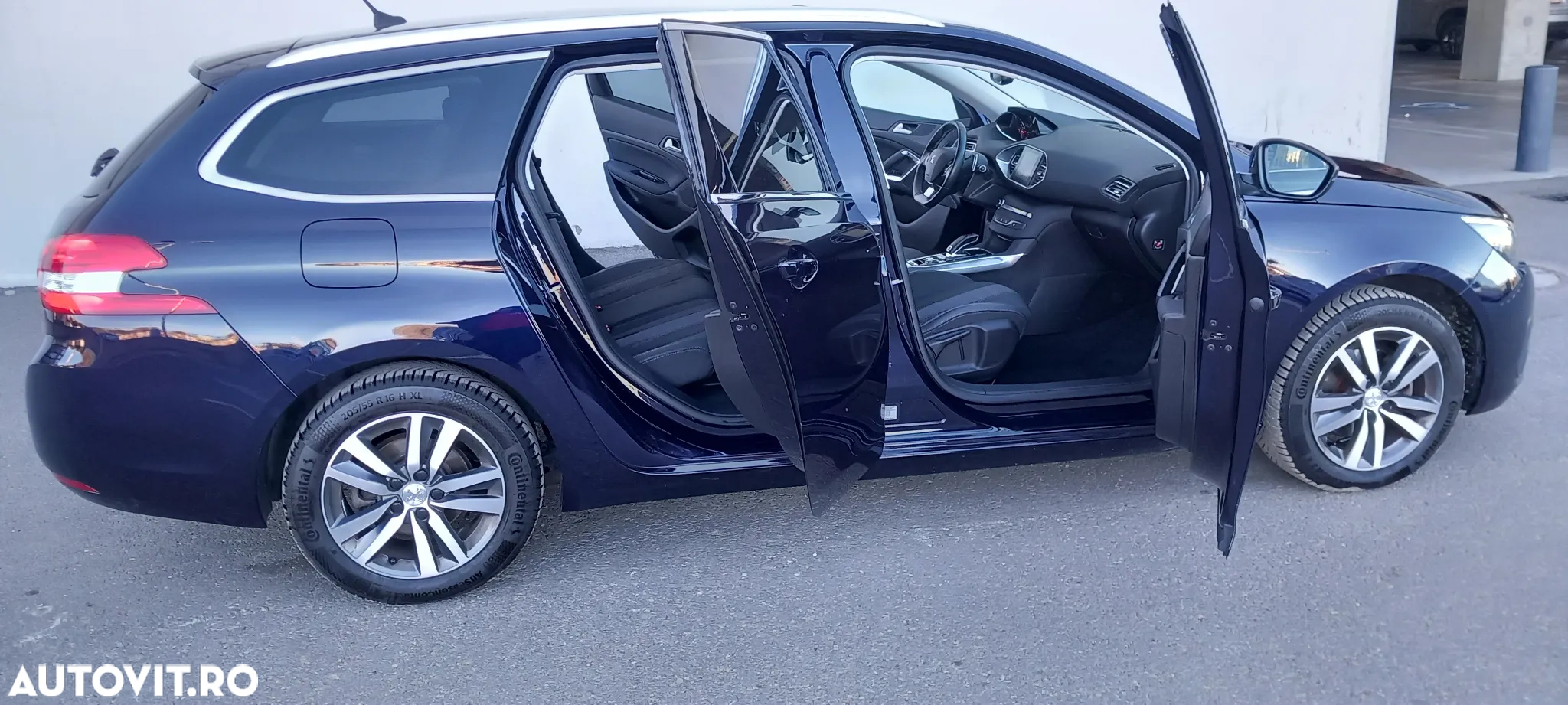 Peugeot 308 BlueHDi 130 EAT8 Allure Pack - 23