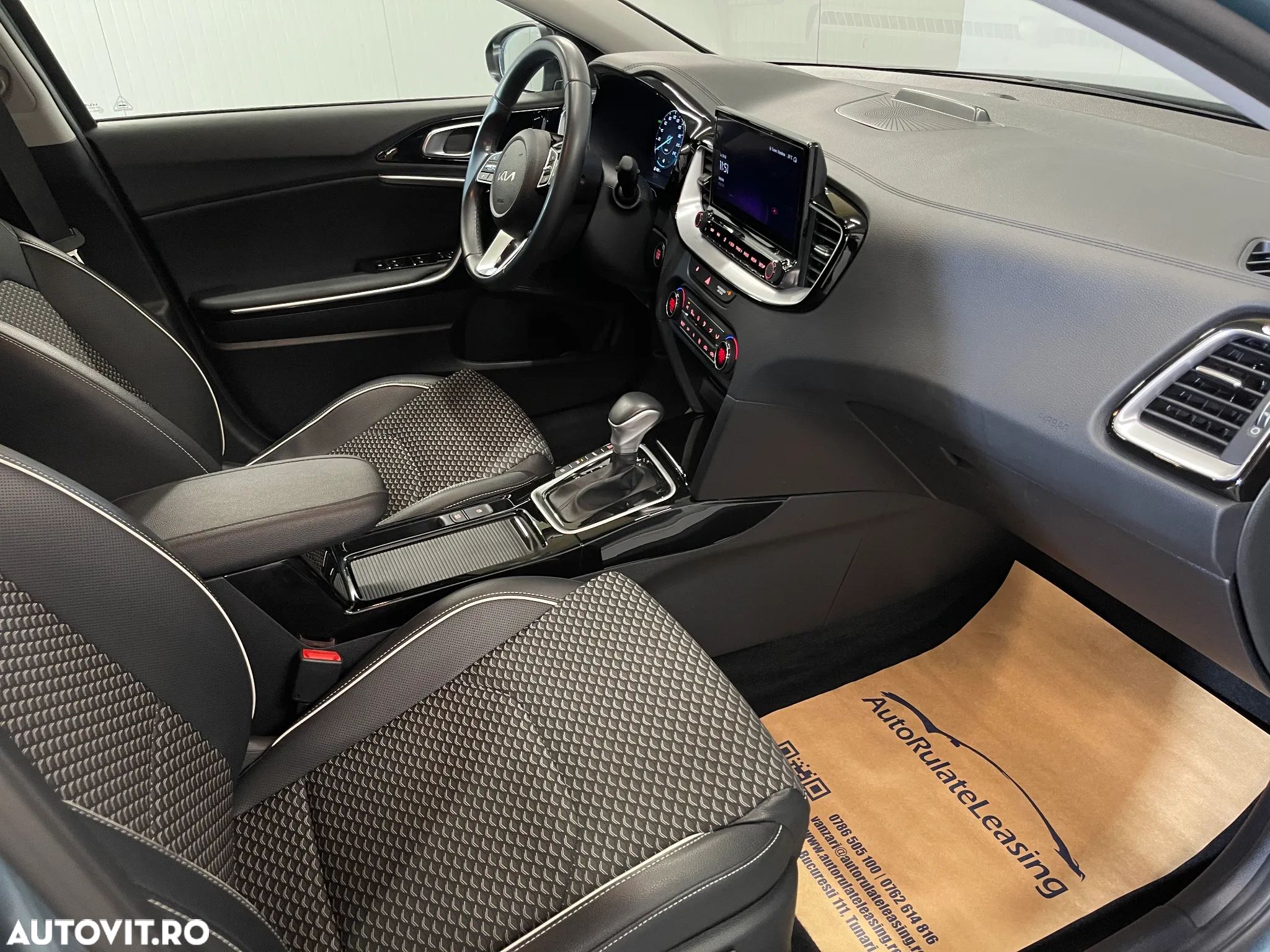 Kia XCeed 1.6 GDI 6DCT PHEV Vision - 10