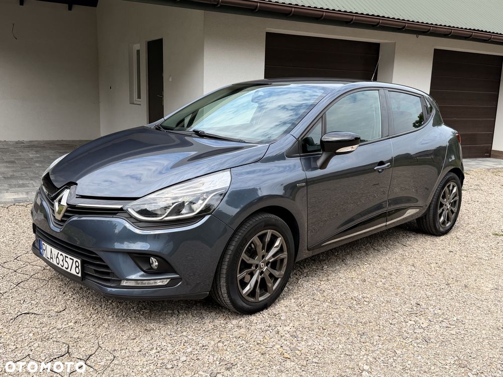 Renault Clio - 1