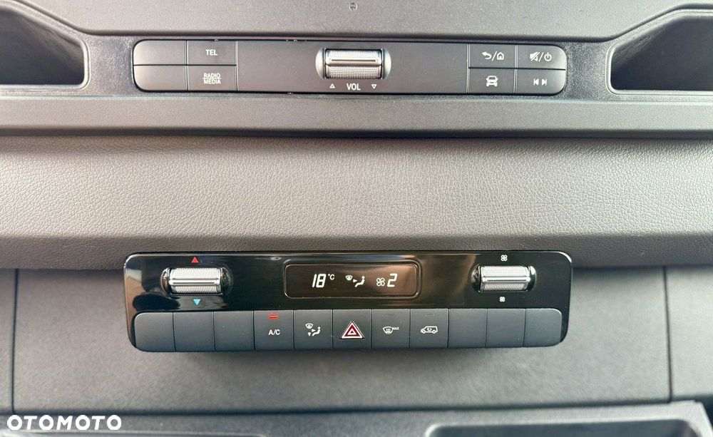 Mercedes-Benz Sprinter - 19