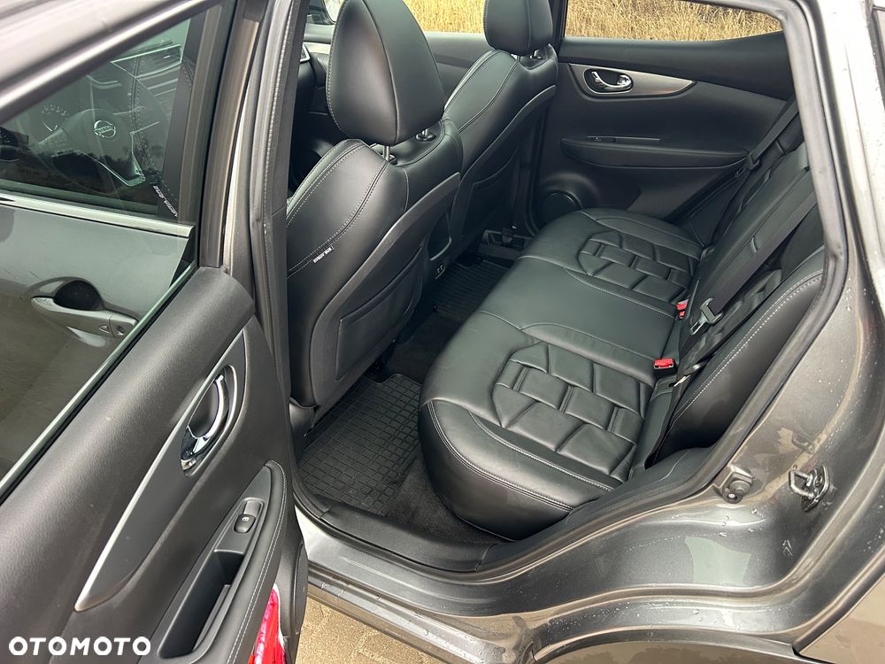 Nissan Qashqai 1.3 DIG-T DCT TEKNA+ - 24