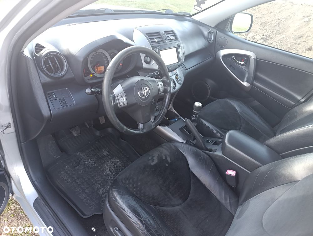 Toyota RAV4 2.2 D-4D Prestige - 5