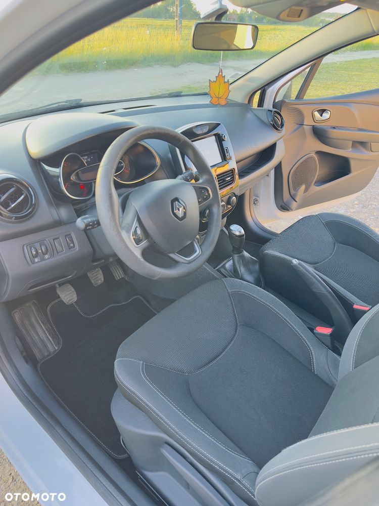 Renault Clio - 13