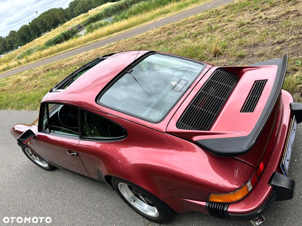 Porsche 911 - 11