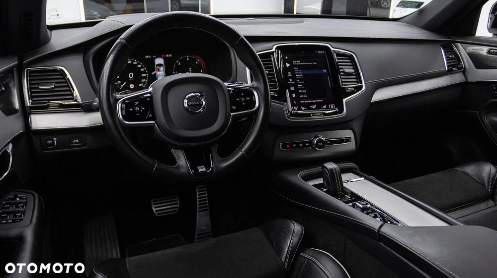 Volvo XC 90 B5 D AWD R-Design - 20