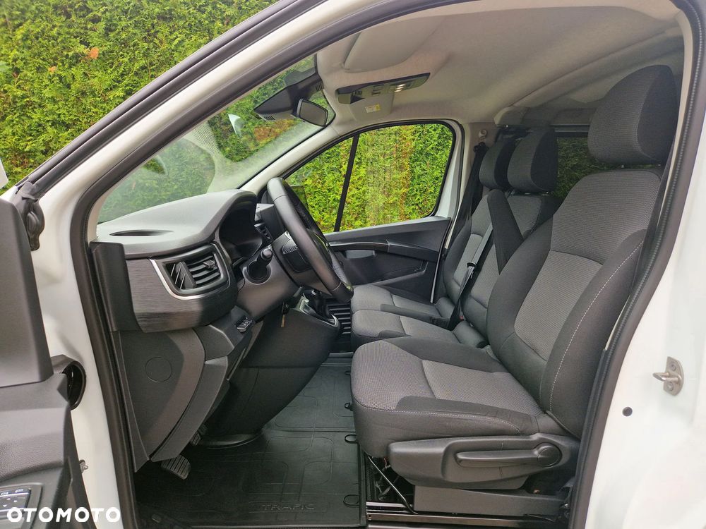 Renault Trafic 2.0 dCi - 20