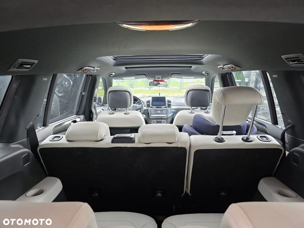 Mercedes-Benz GLS 500 4-Matic - 17