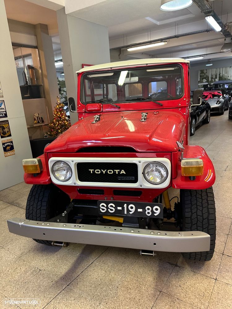 Toyota BJ 40 - 10