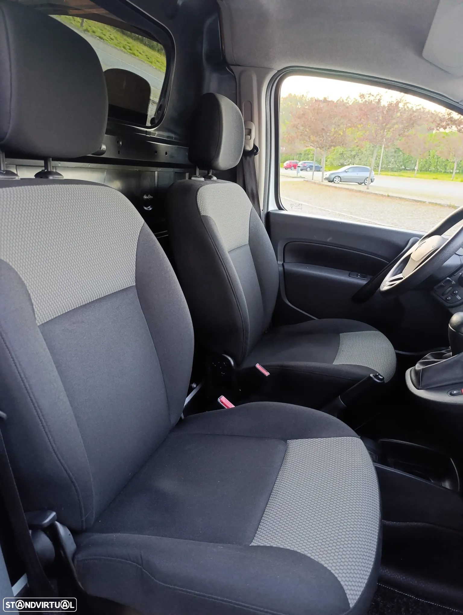 Renault Kangoo 33 Z.E. Bateria Própria Iva Dedutível - 10