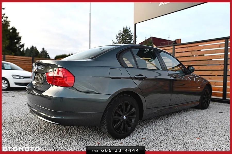 BMW Seria 3 316d Sport Line - 12
