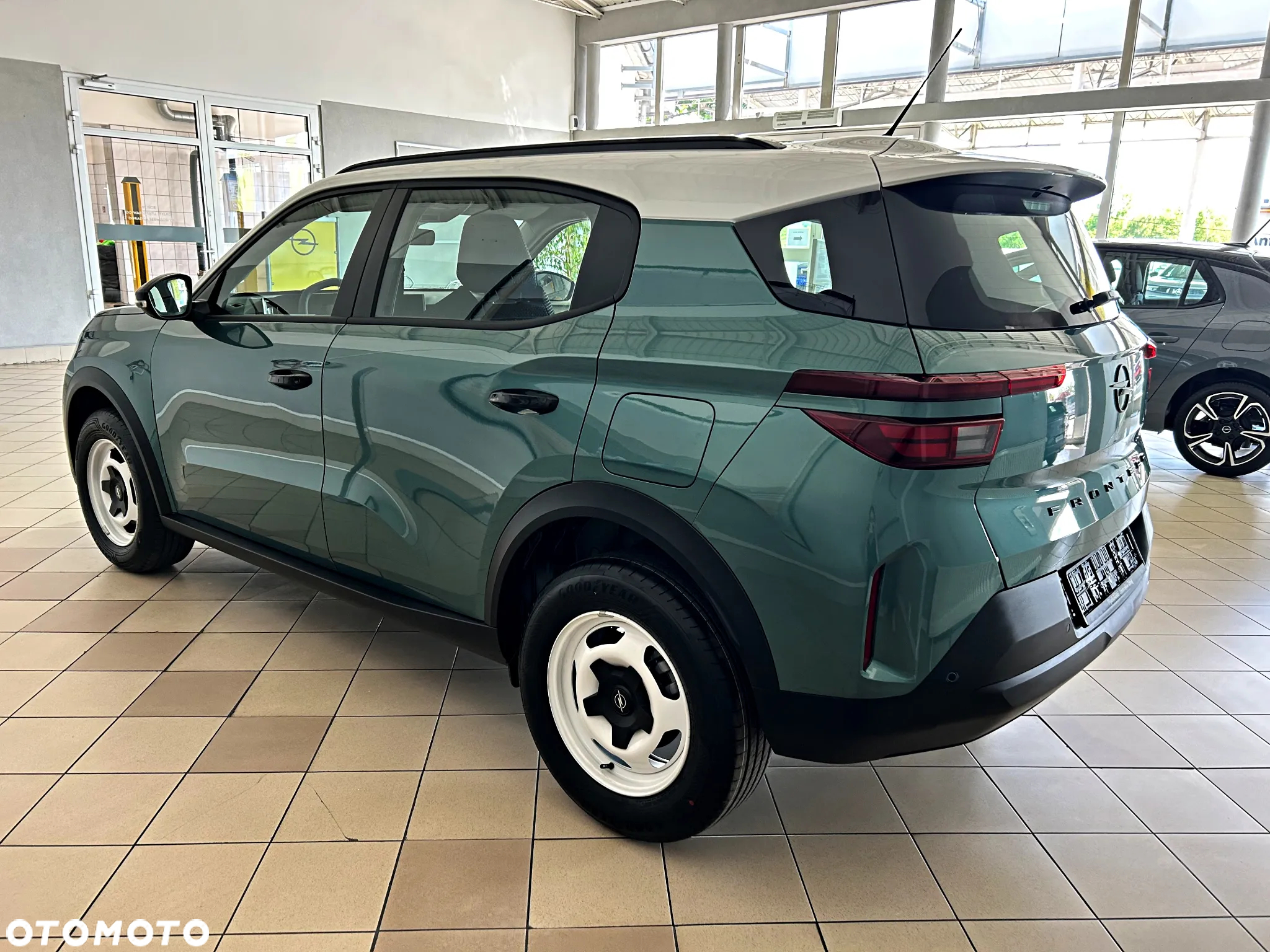 Opel Frontera - 3