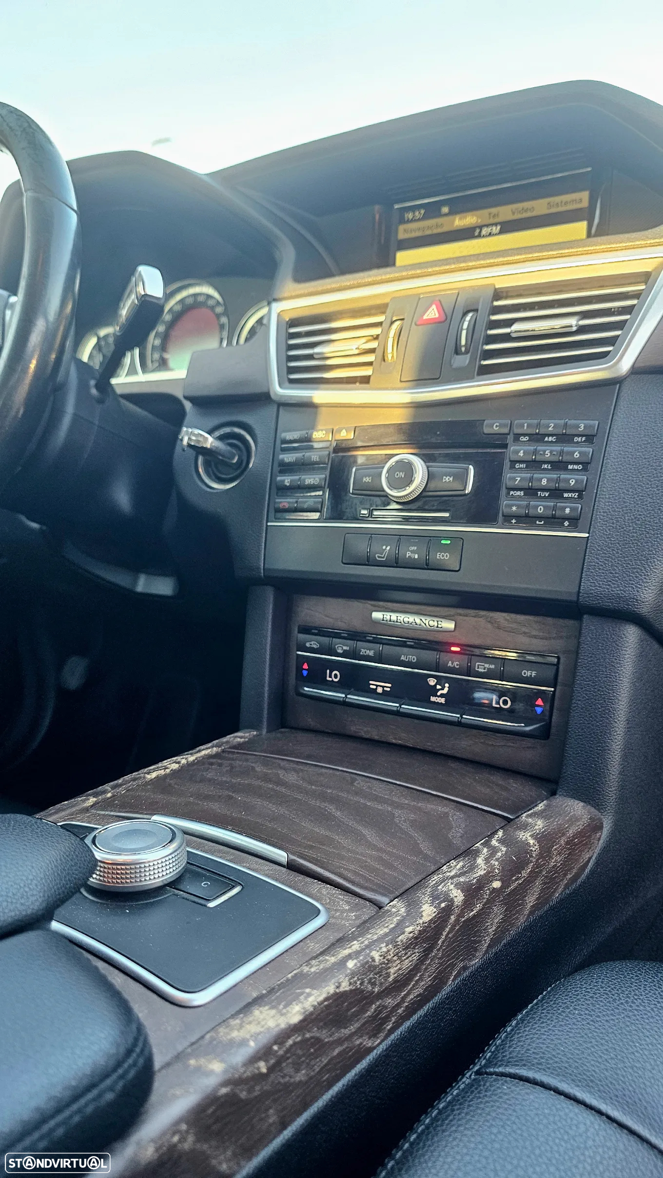 Mercedes-Benz E 250 CDi Elegance BE 4-Matic - 13
