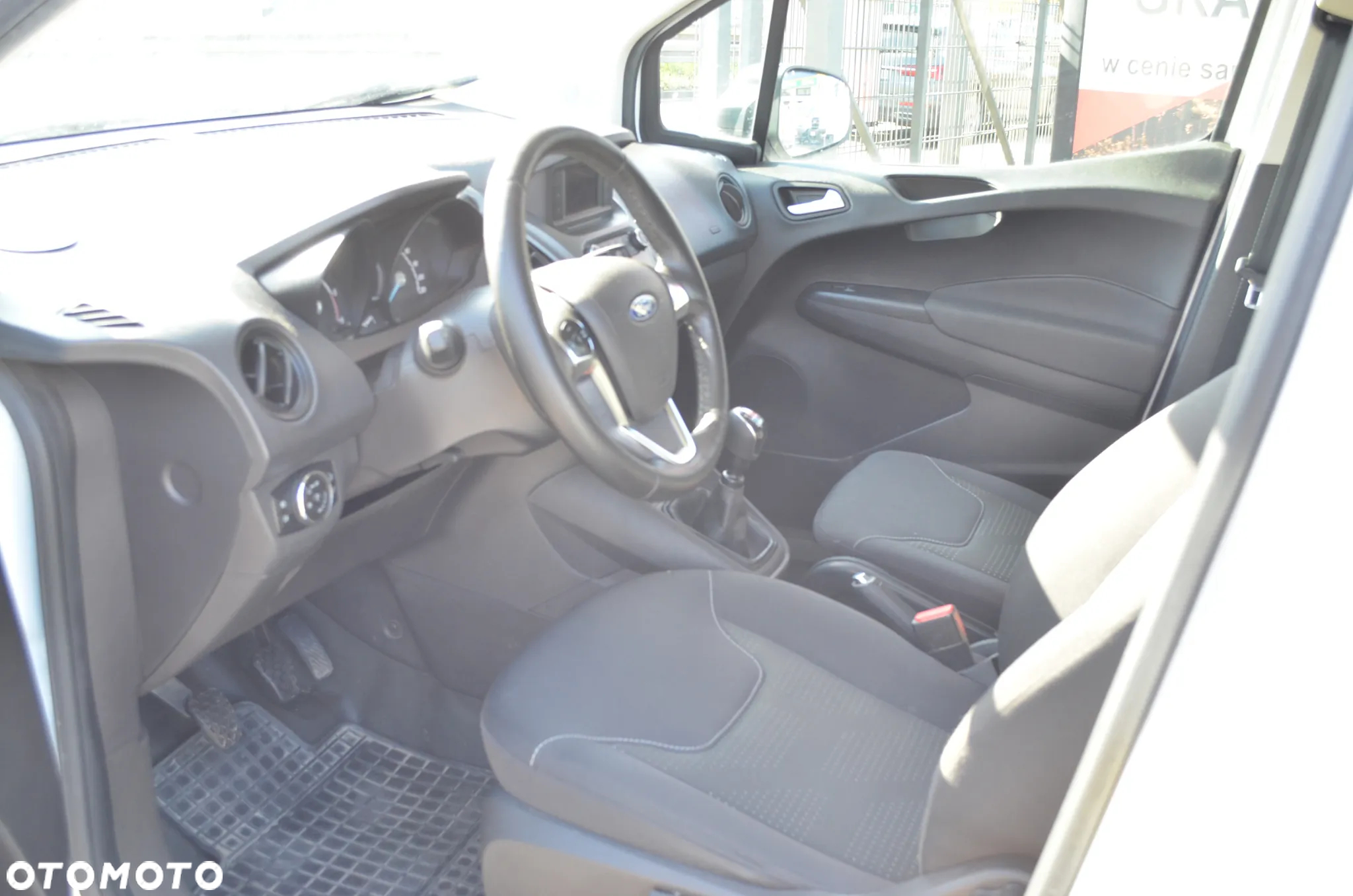 Ford TRANSIT COURIER - 6