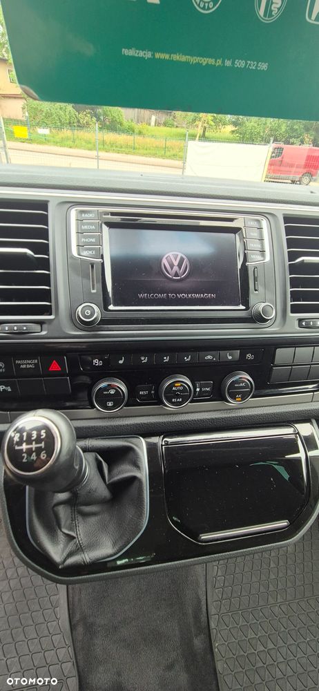 Volkswagen Multivan - 16