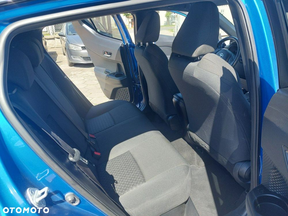 Toyota C-HR - 16