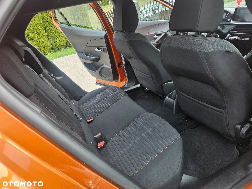 Peugeot 2008 PureTech 130 Stop&Start EAT6 Signature - 28