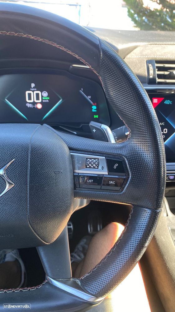DS DS7 Crossback E-Tense Performance Line EAT8 - 33