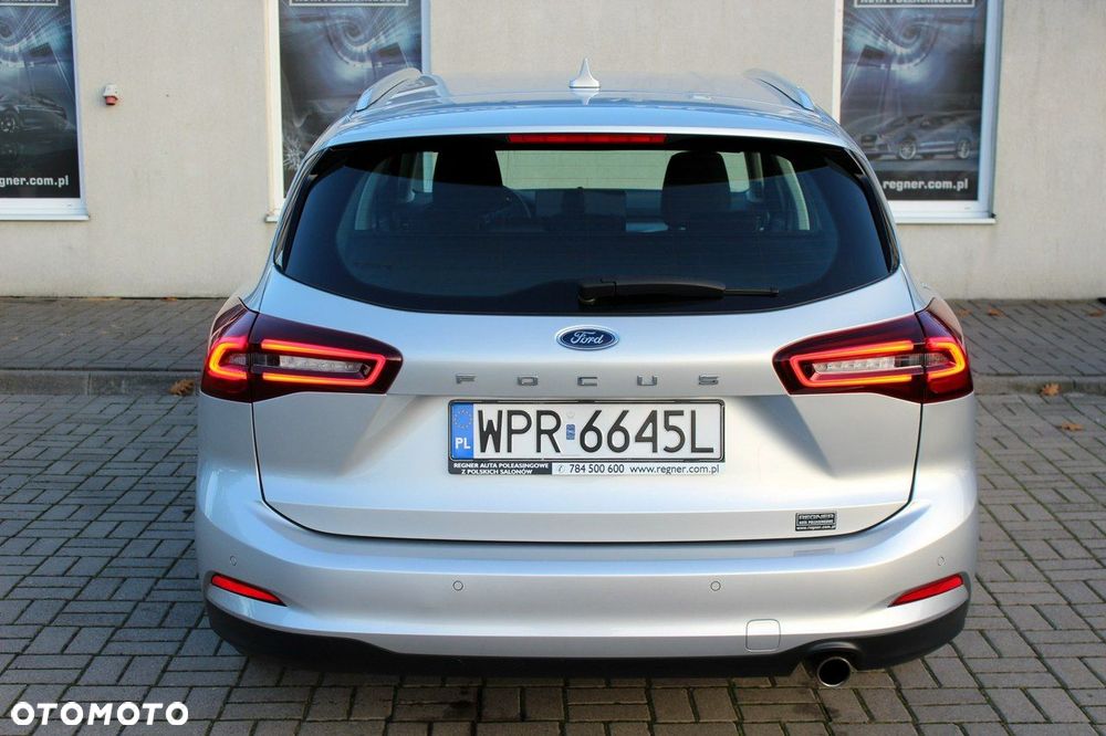 Ford Focus 1.0 EcoBoost Titanium - 5