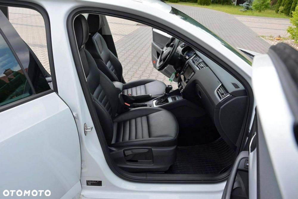 Skoda Octavia 2.0 TDI (Green tec) DSG Style - 18