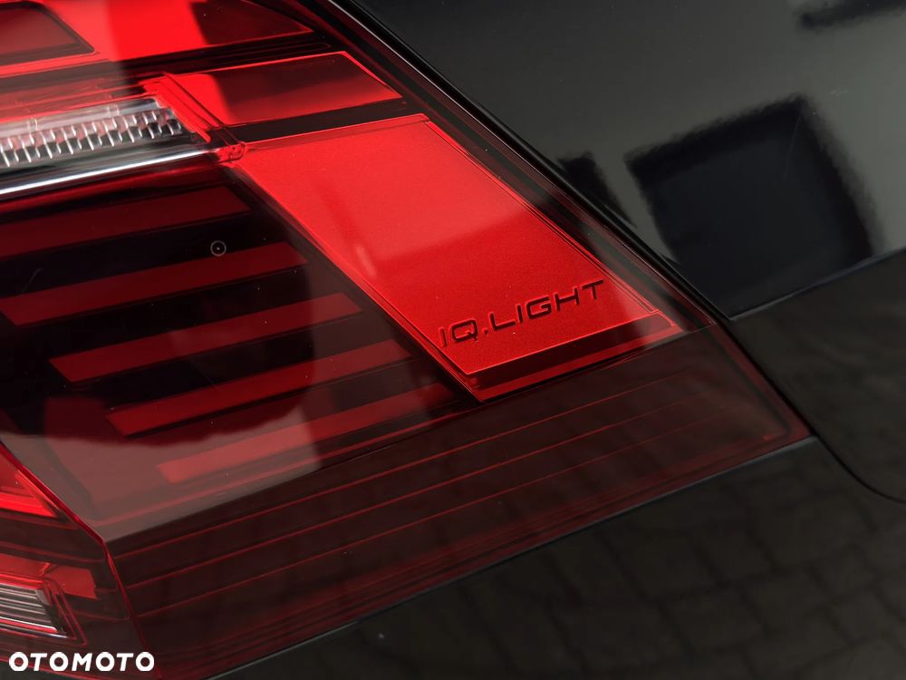 Volkswagen Tiguan 2.0 TDI SCR 4MotION DSG R-Line - 16