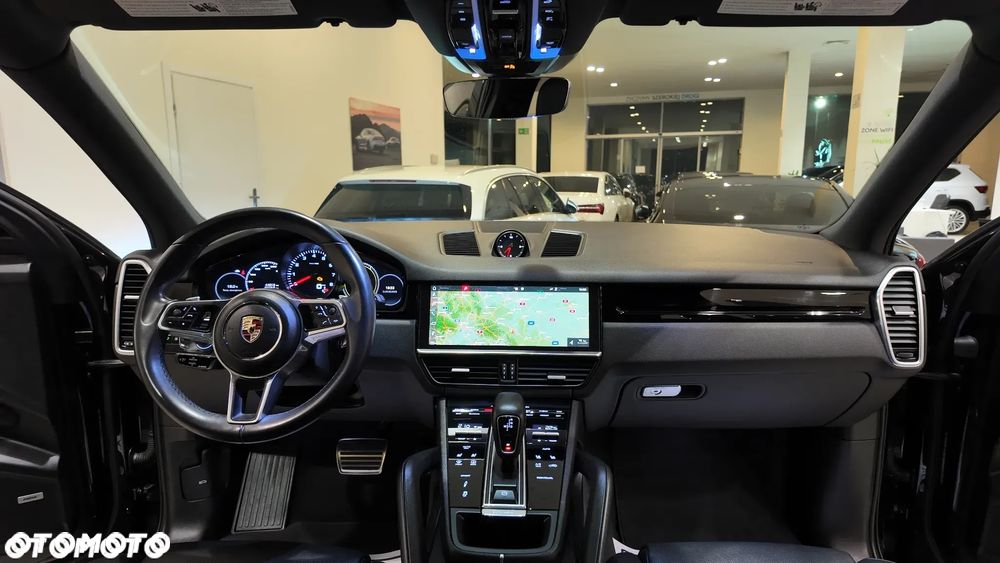 Porsche Cayenne S - 31