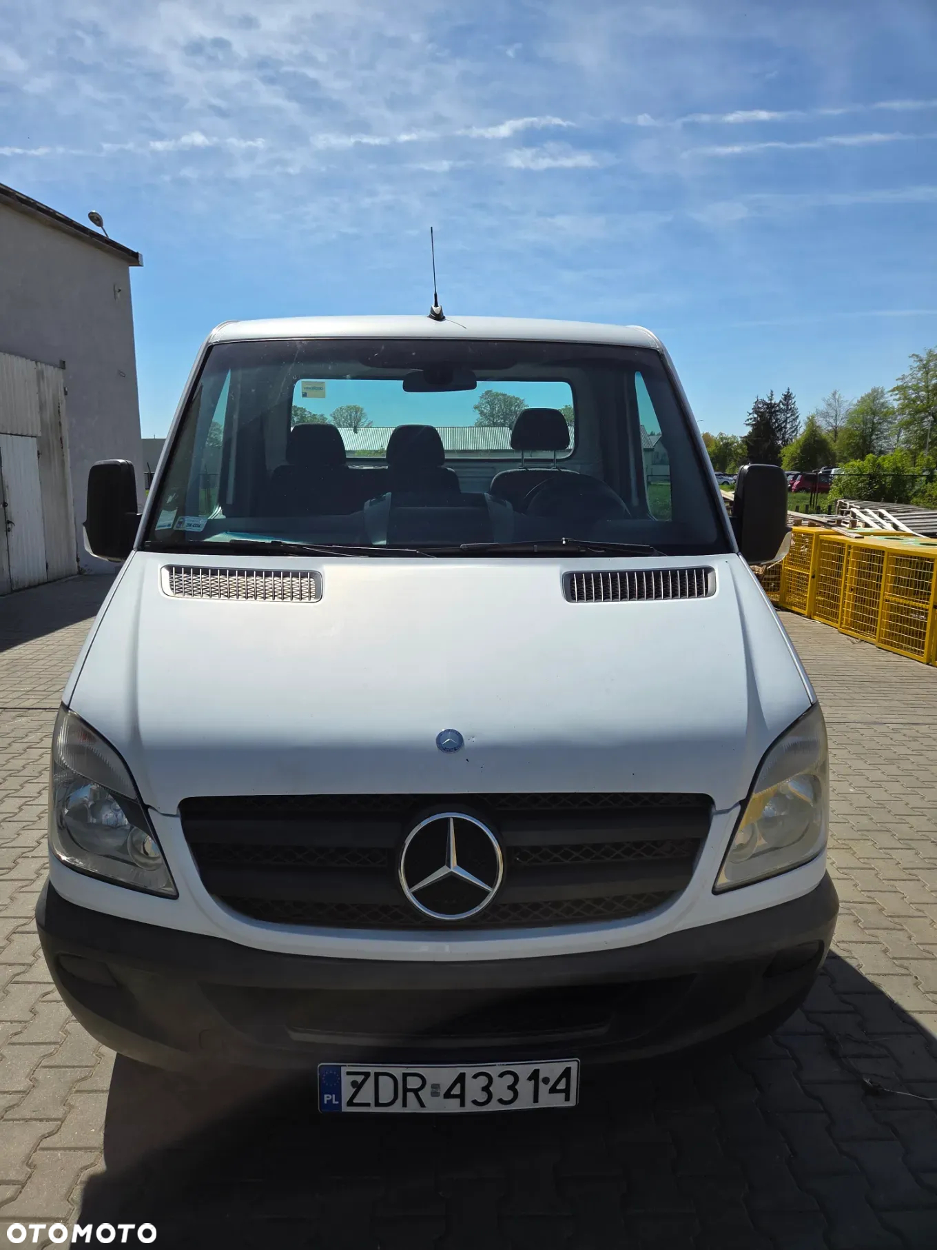 Mercedes-Benz Sprinter - 2