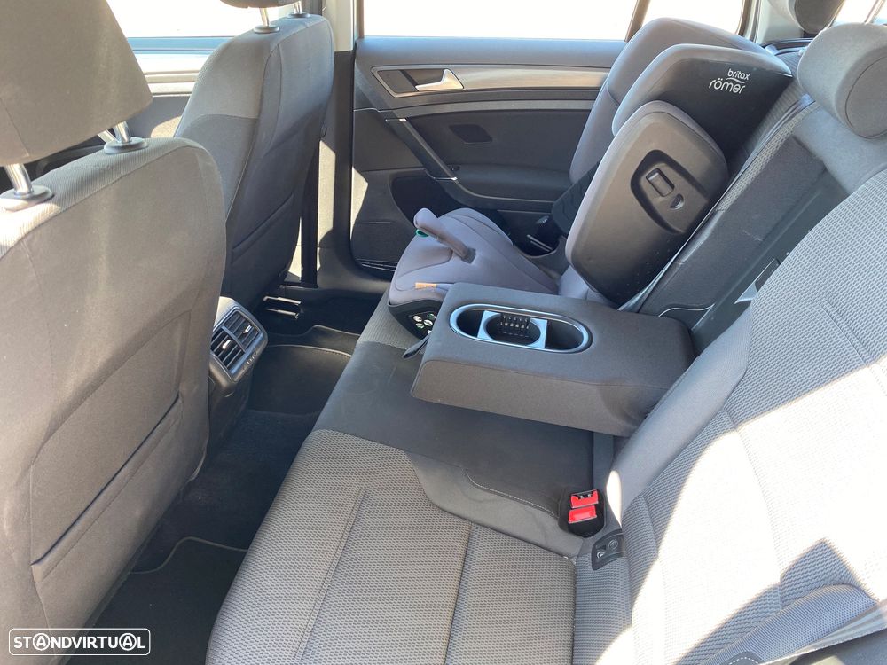 VW Golf Variant 1.0 TSI Confortline - 18
