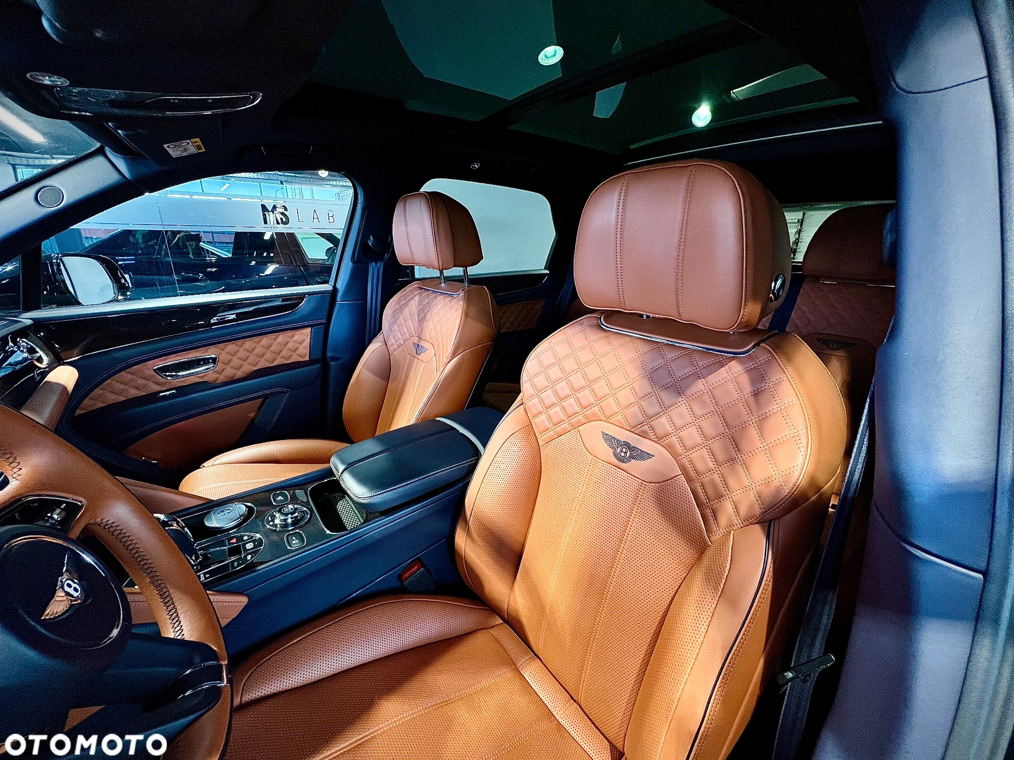 Bentley Bentayga - 6
