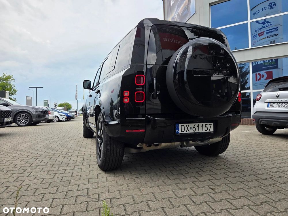 Land Rover Defender 3.0 D250 mHEV X-Dynamic HSE - 8