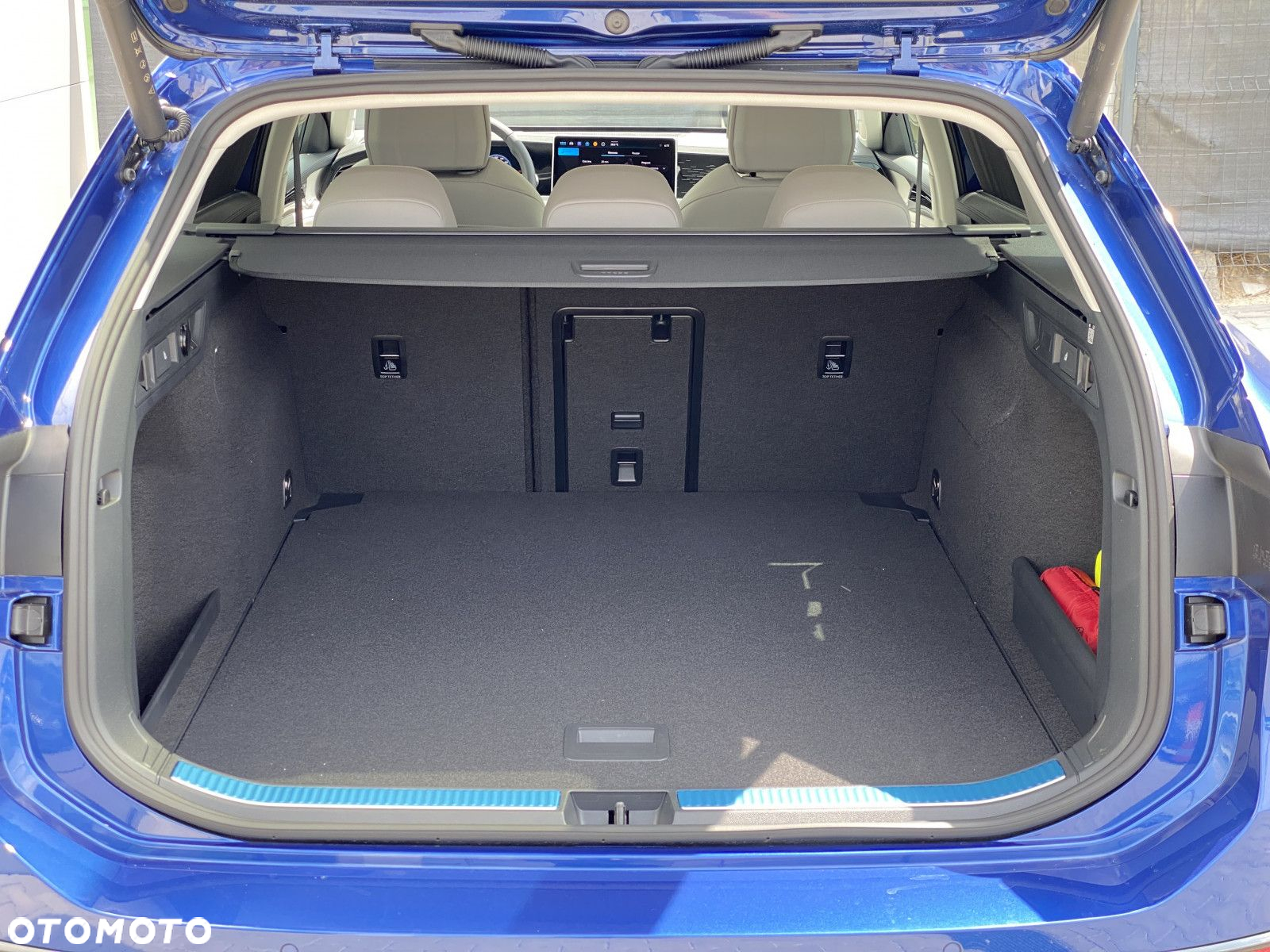 Volkswagen Passat - 10