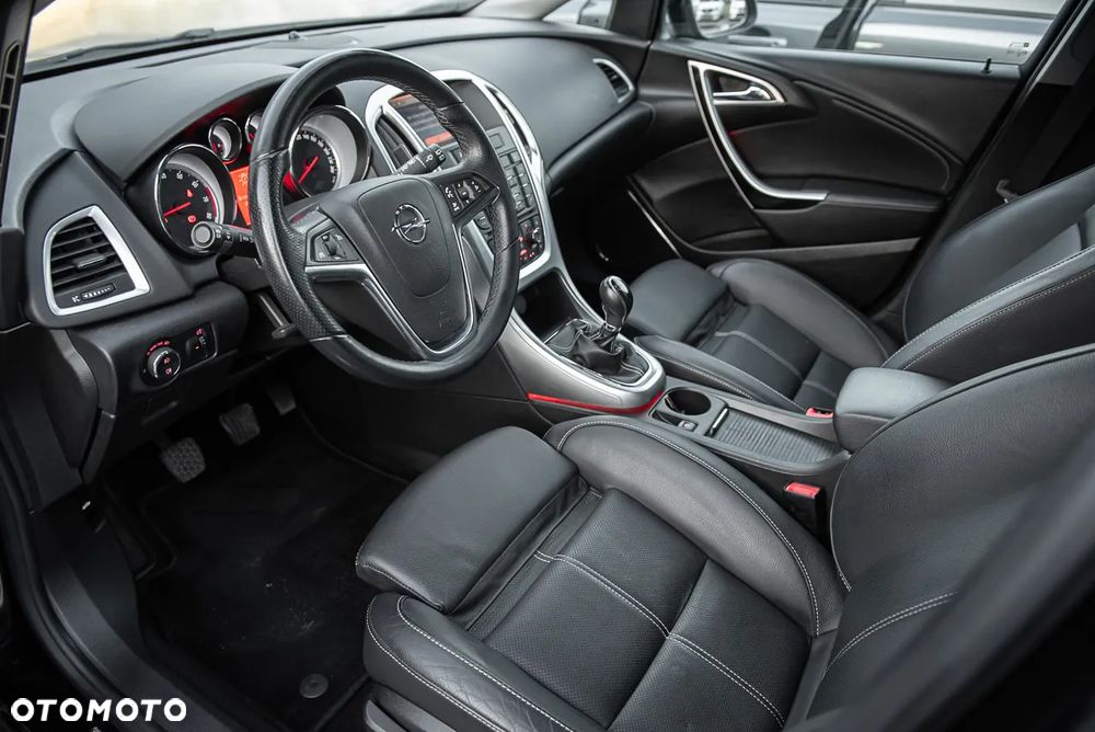 Opel Astra 1.4 Turbo Design Edition - 17