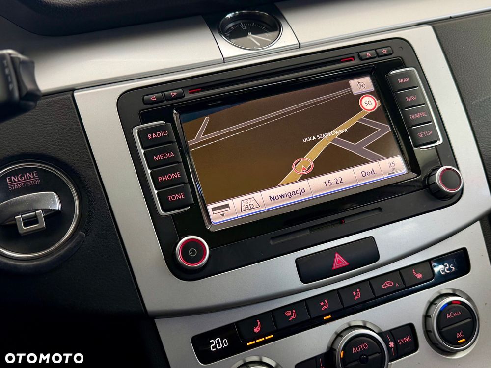 Volkswagen Passat 2.0 TDI Highline DSG - 17