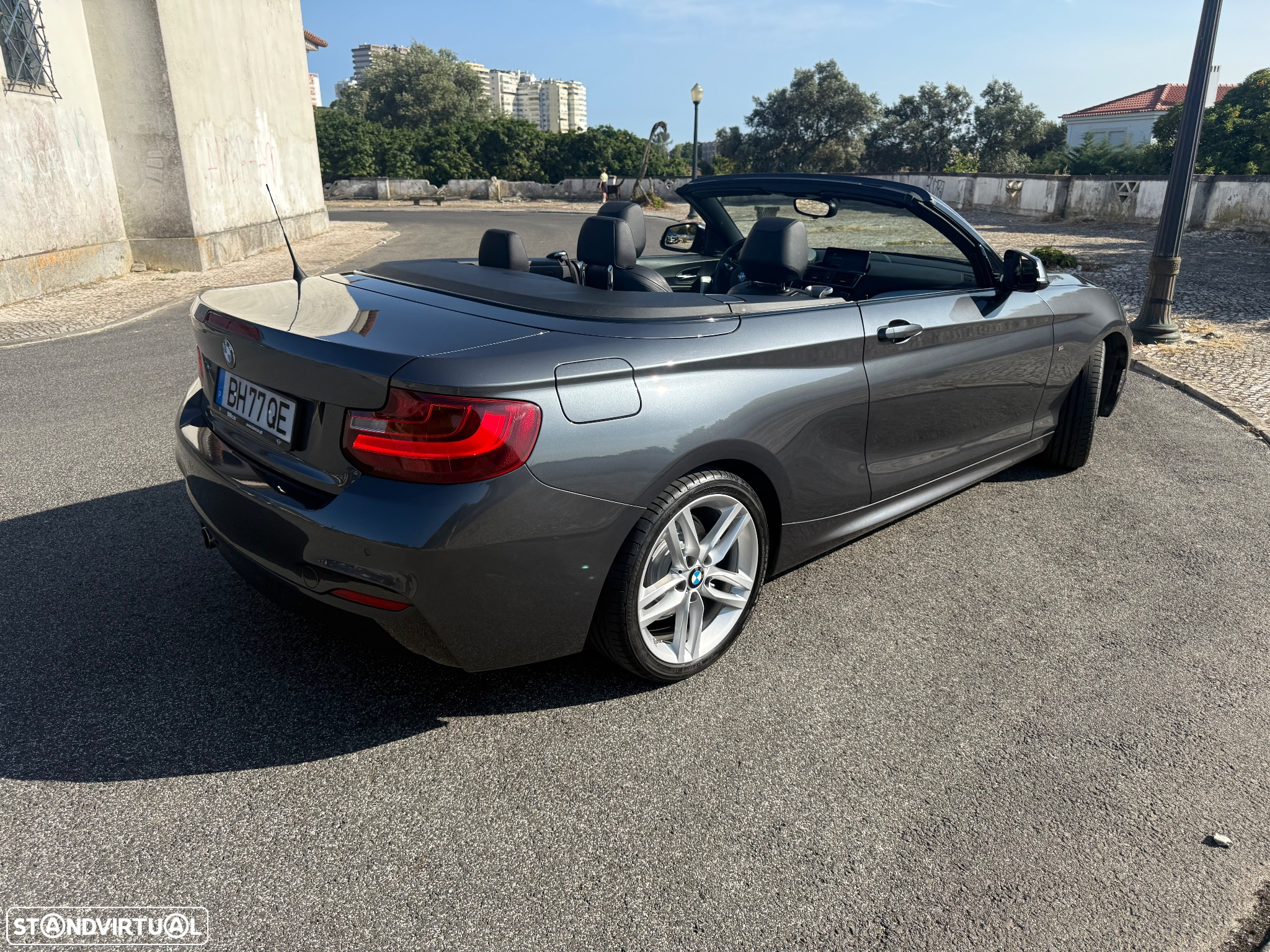BMW 220 d Cabrio Pack M Auto - 4