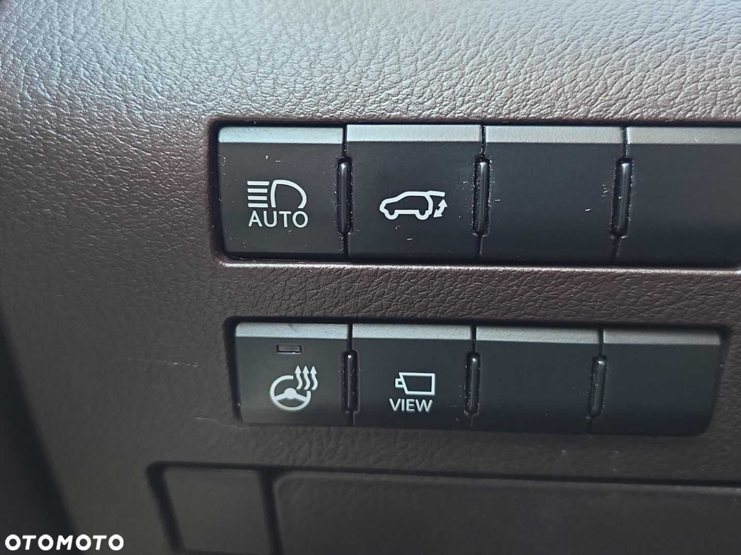 Lexus RX - 28
