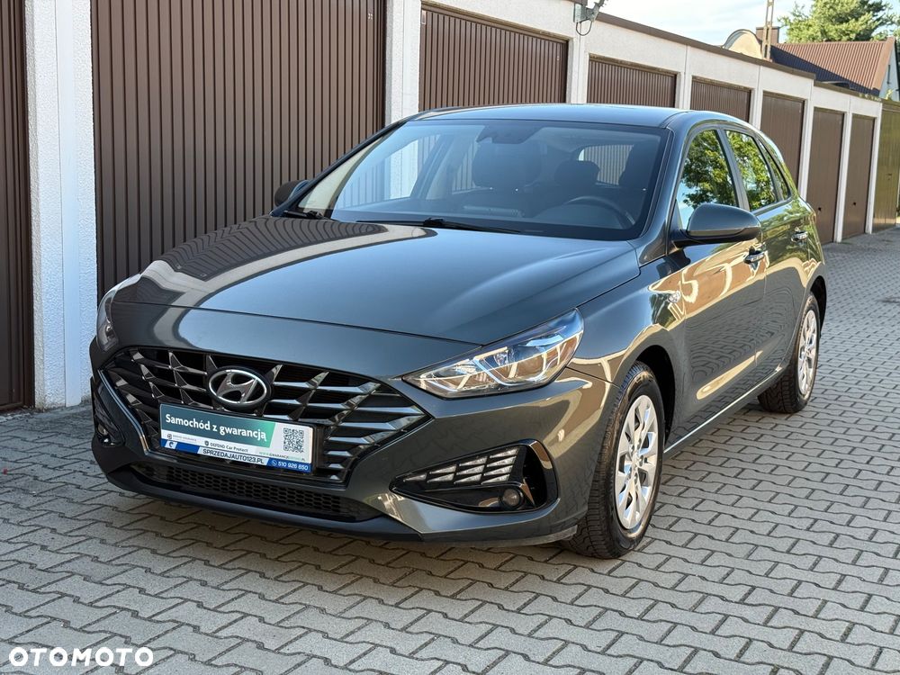 Hyundai i30 1.5 DPI Classic + - 33