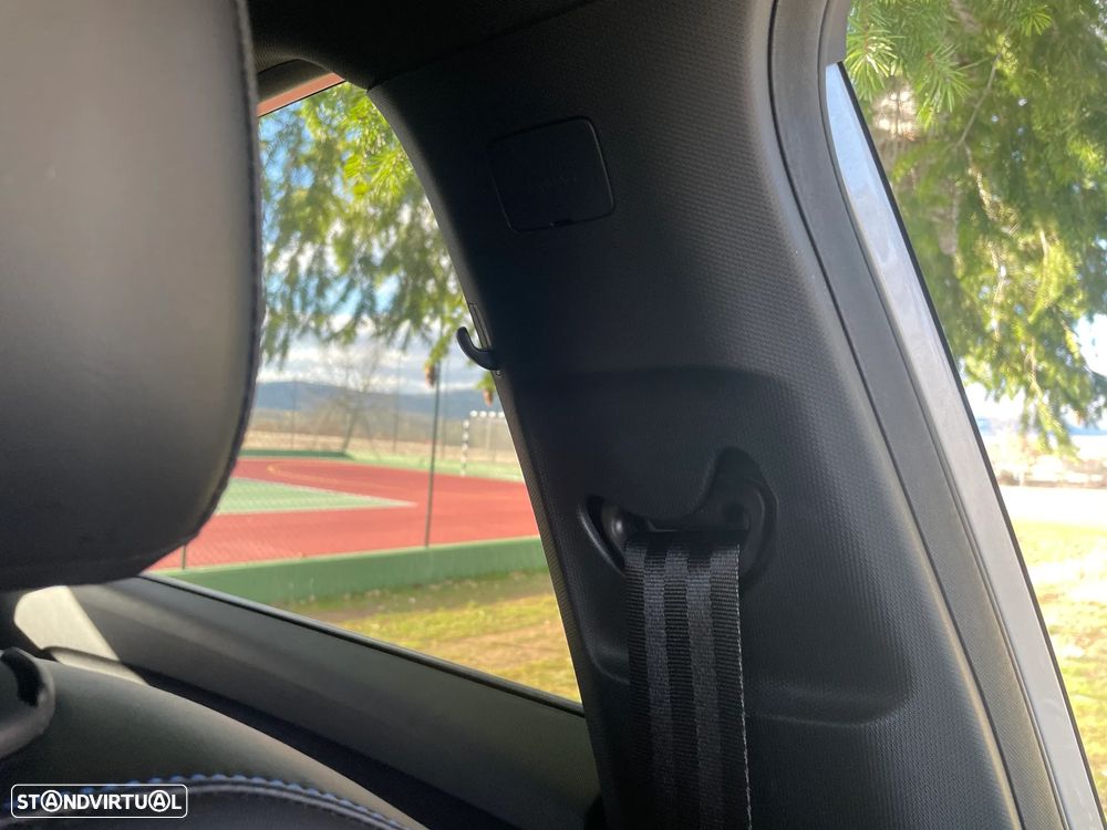 MG MG4 4 Luxury 64 kWh - 28