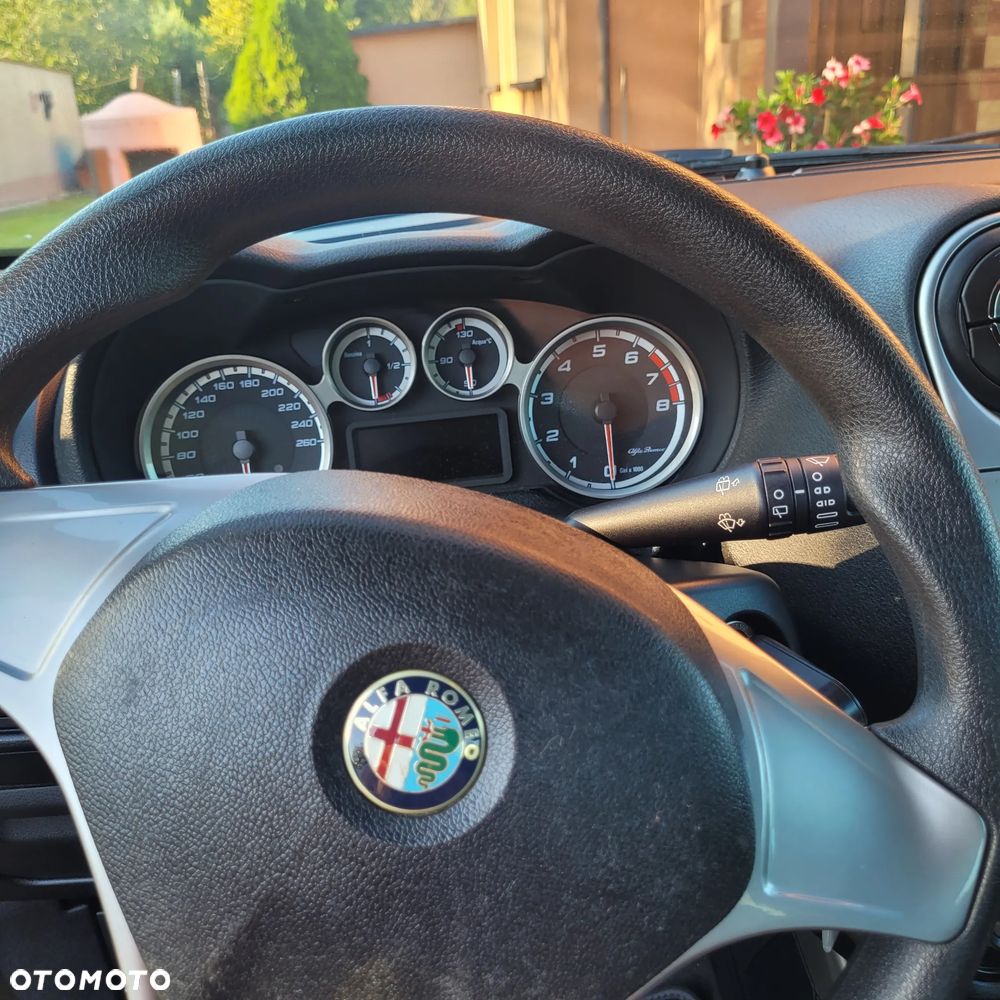 Alfa Romeo Mito 1.4 16V - 18